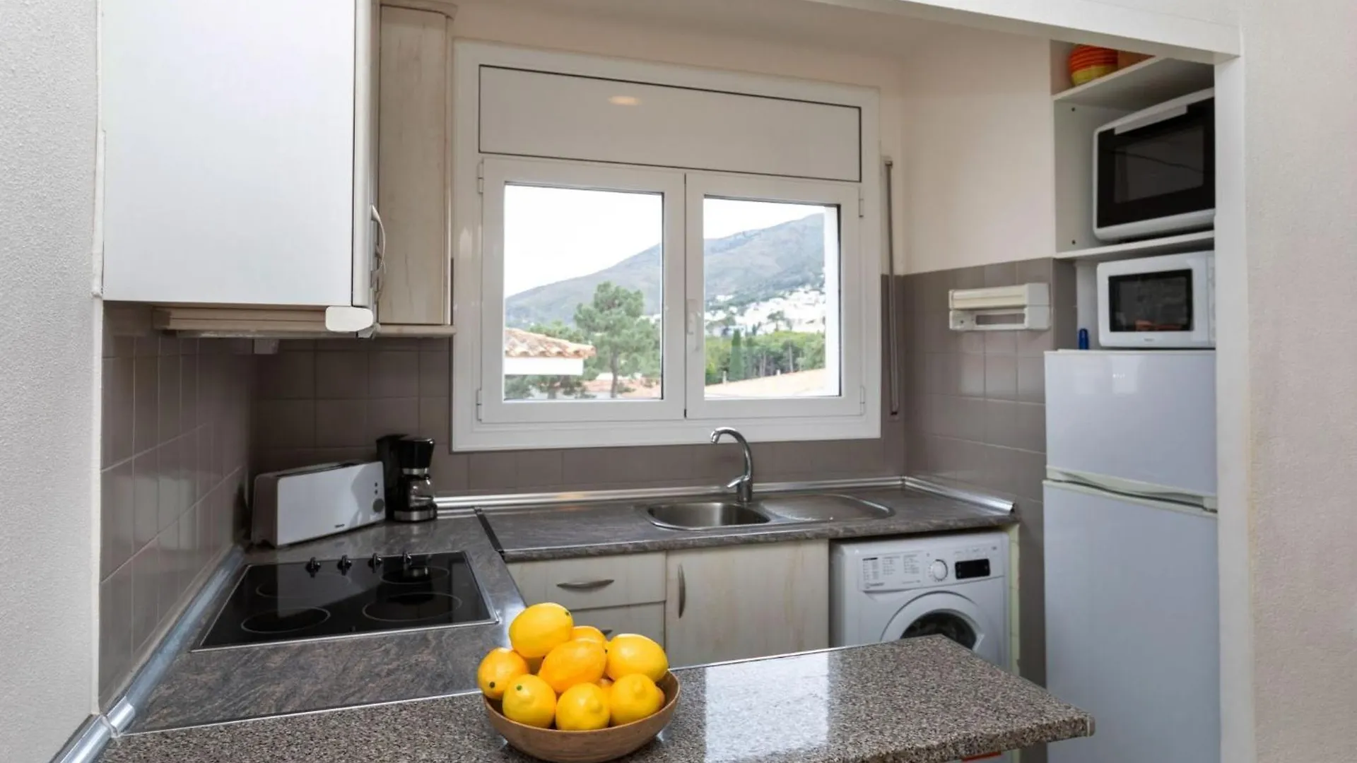 Apartment Gran Sol By Interhome Llança